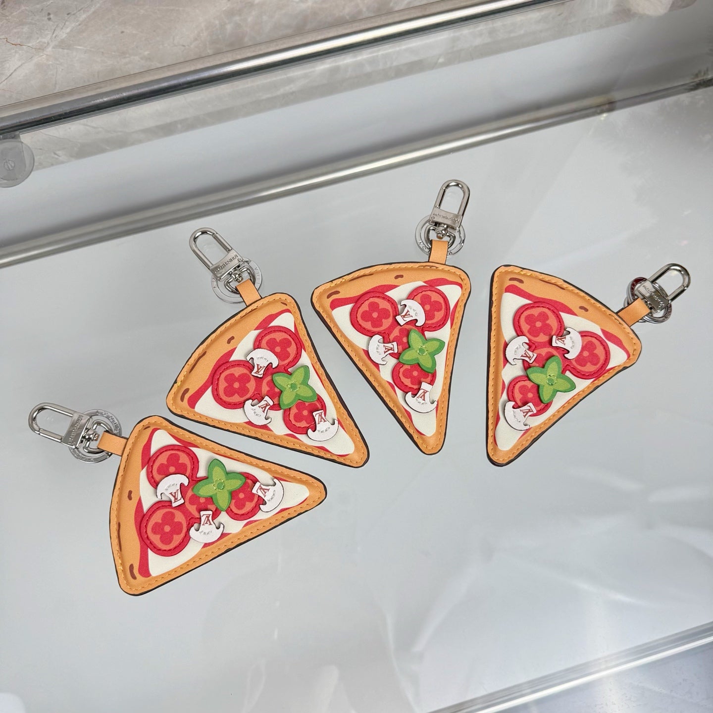 Mini pizza bag charm