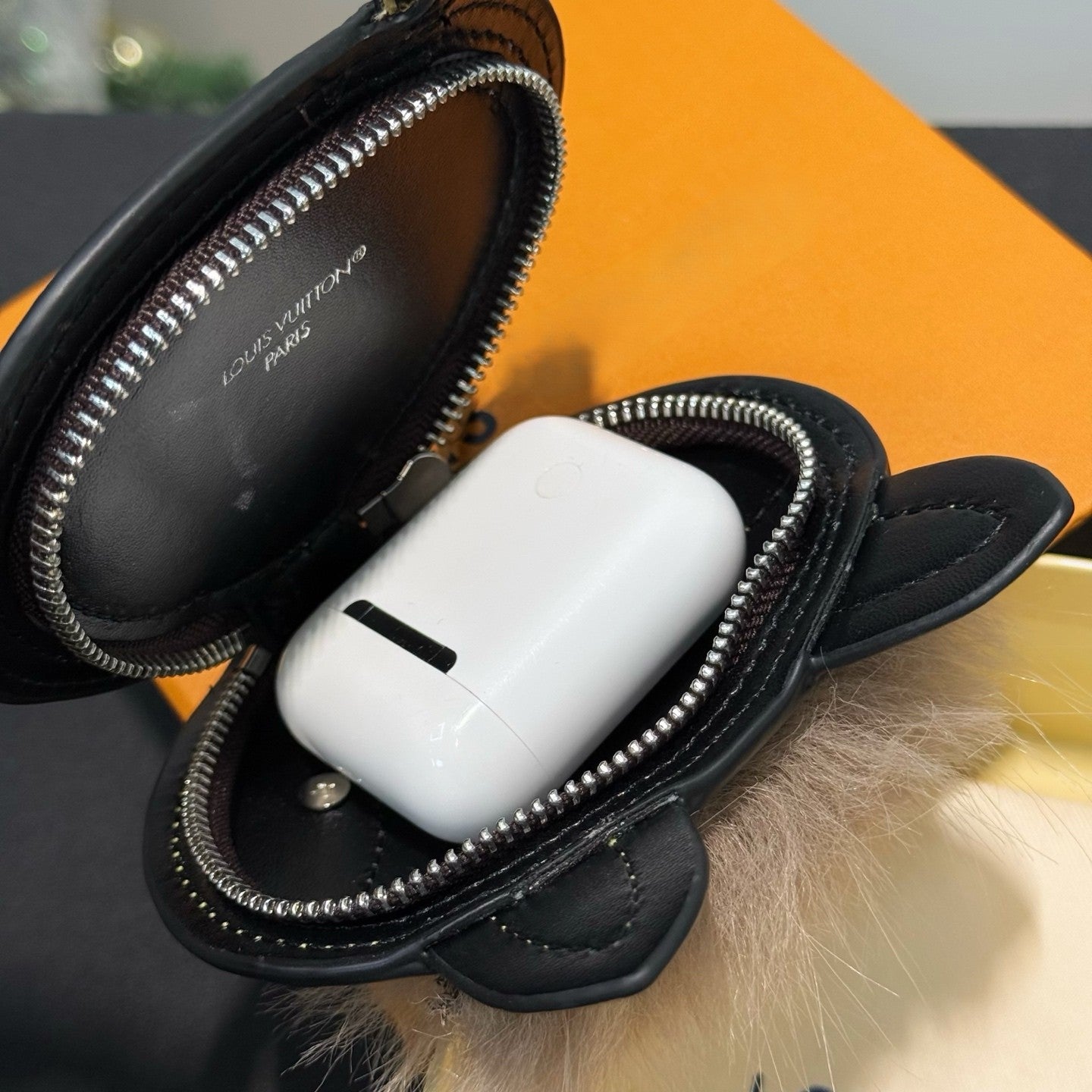 Fox head bag charm airpods case