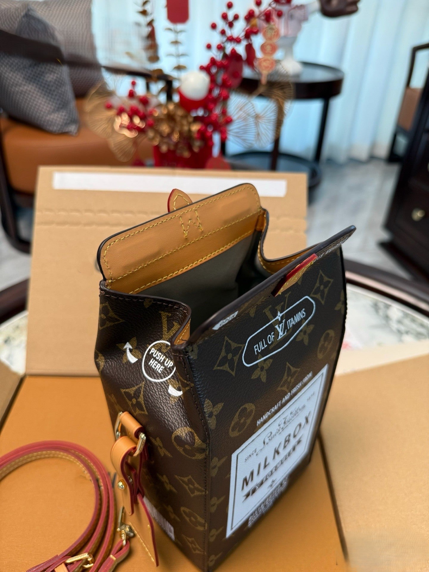 Mike box bag