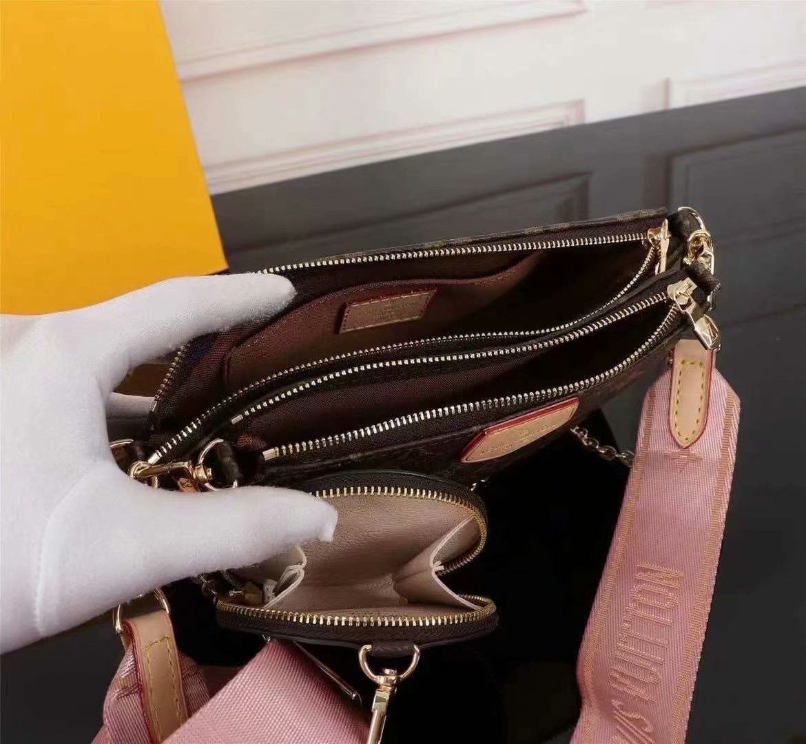 Multi pochette accessories(three pieces a set)