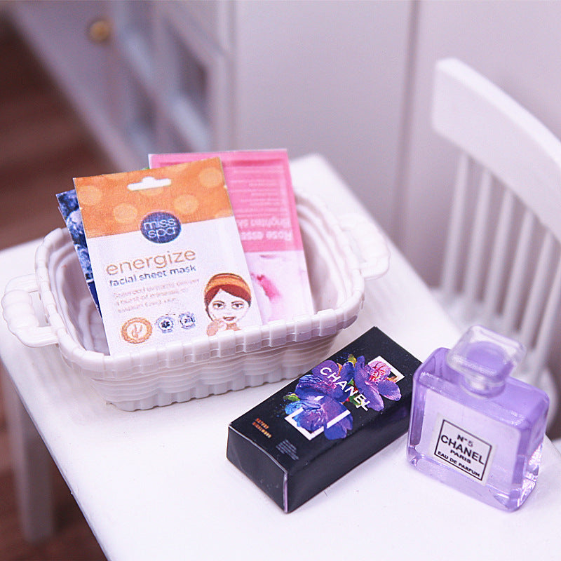 Simulated mini facial mask product set combination miniature scene ornaments