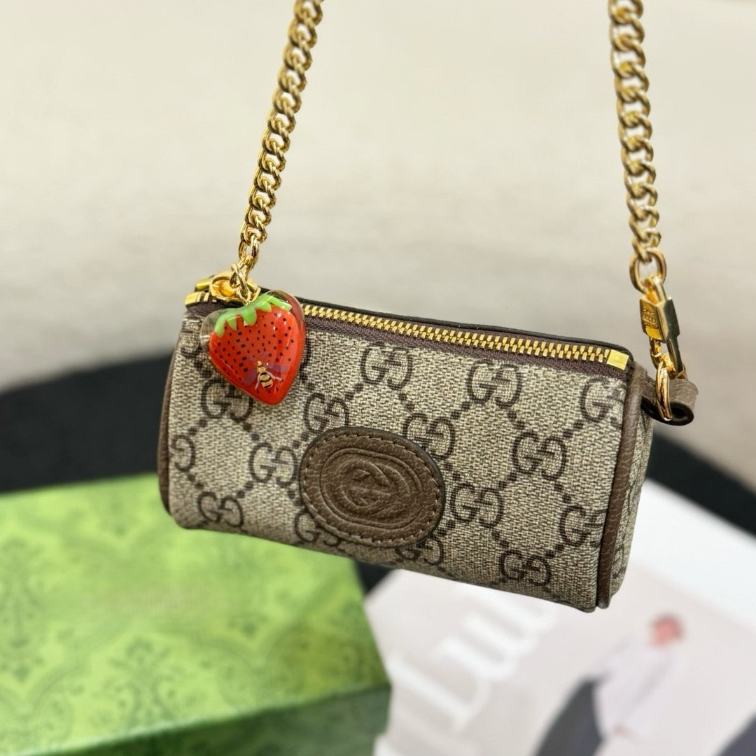 Mini GG Strawberry Coinpurse