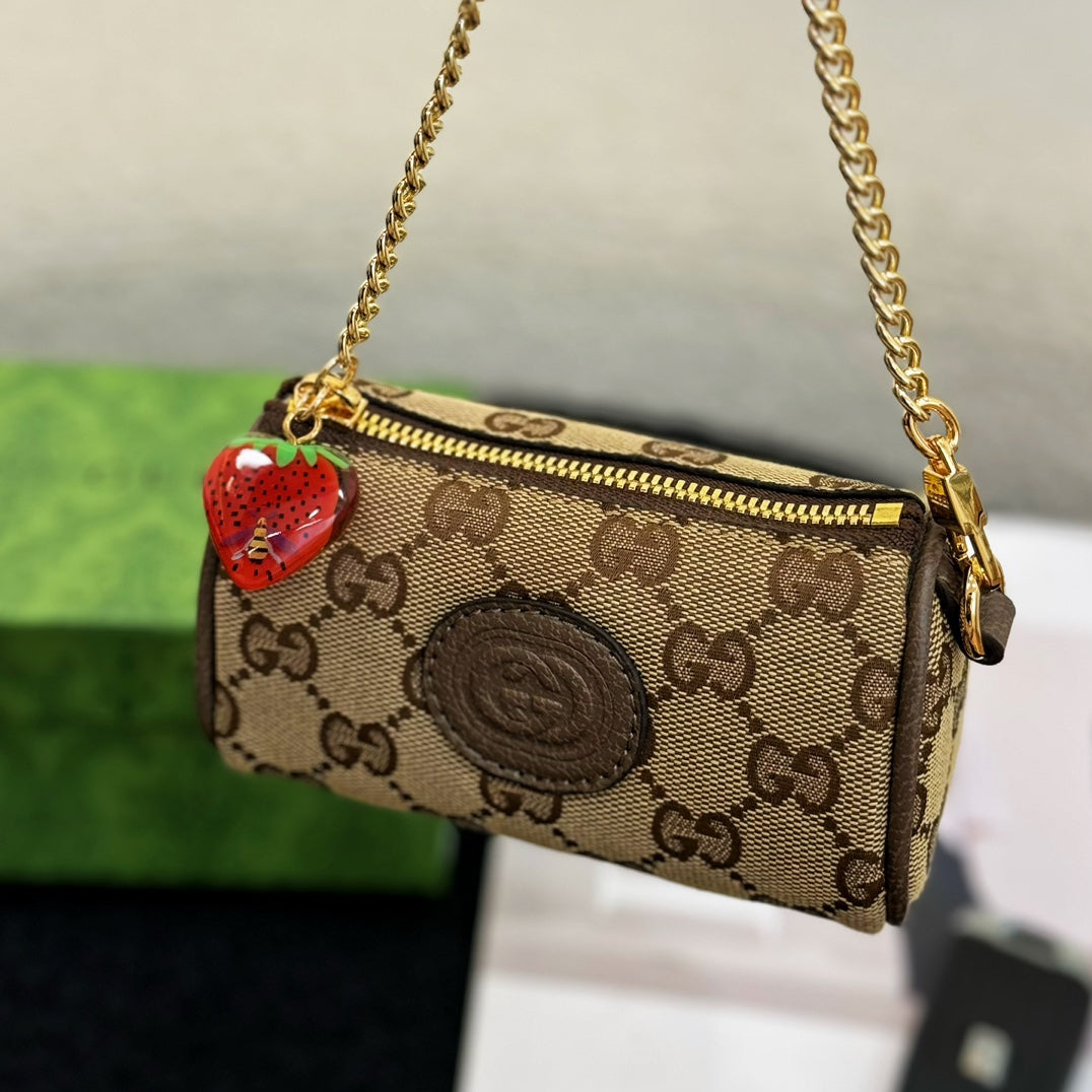 Mini GG Strawberry Coinpurse