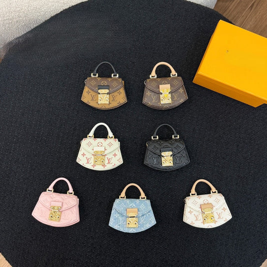 Mini fan shape bag charm