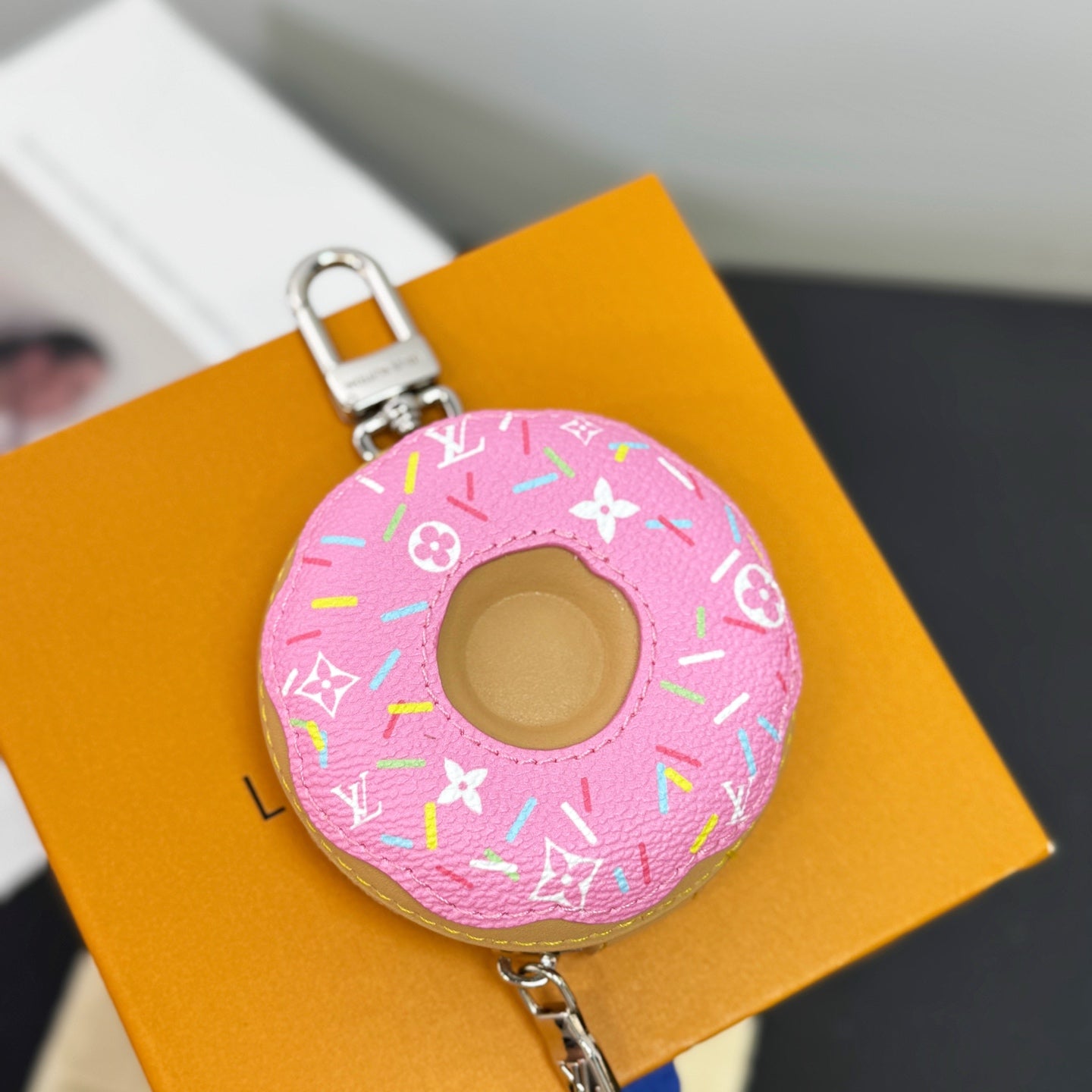 Mini doughnut bagcharm