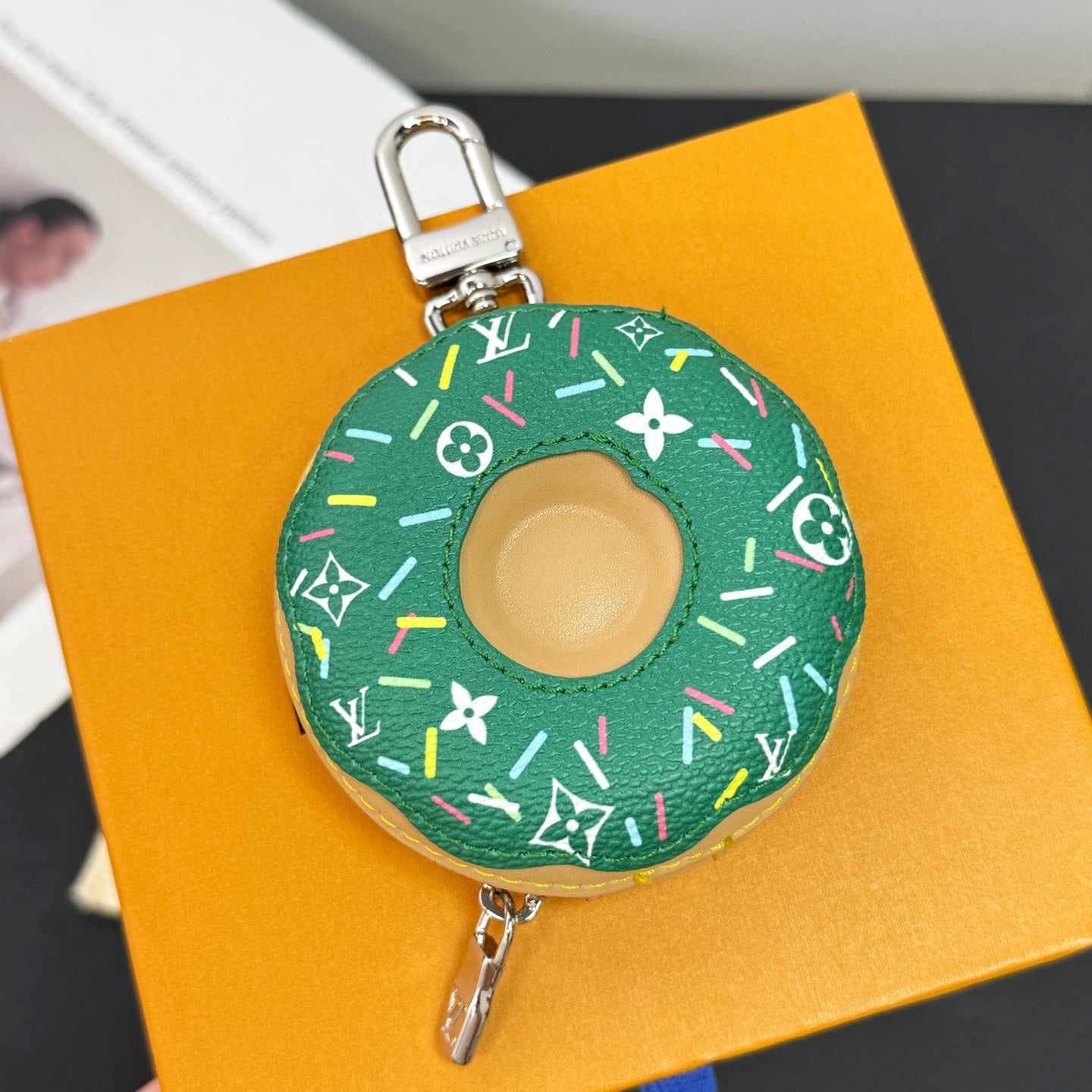 Mini doughnut bagcharm