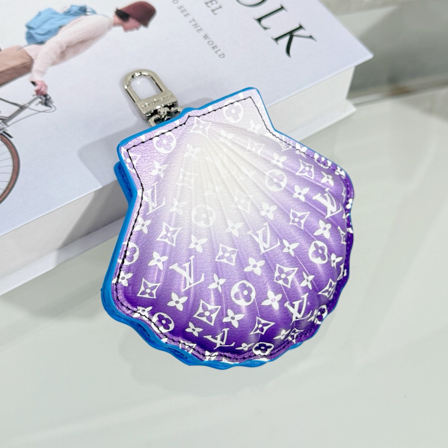 Mini shell bag charm