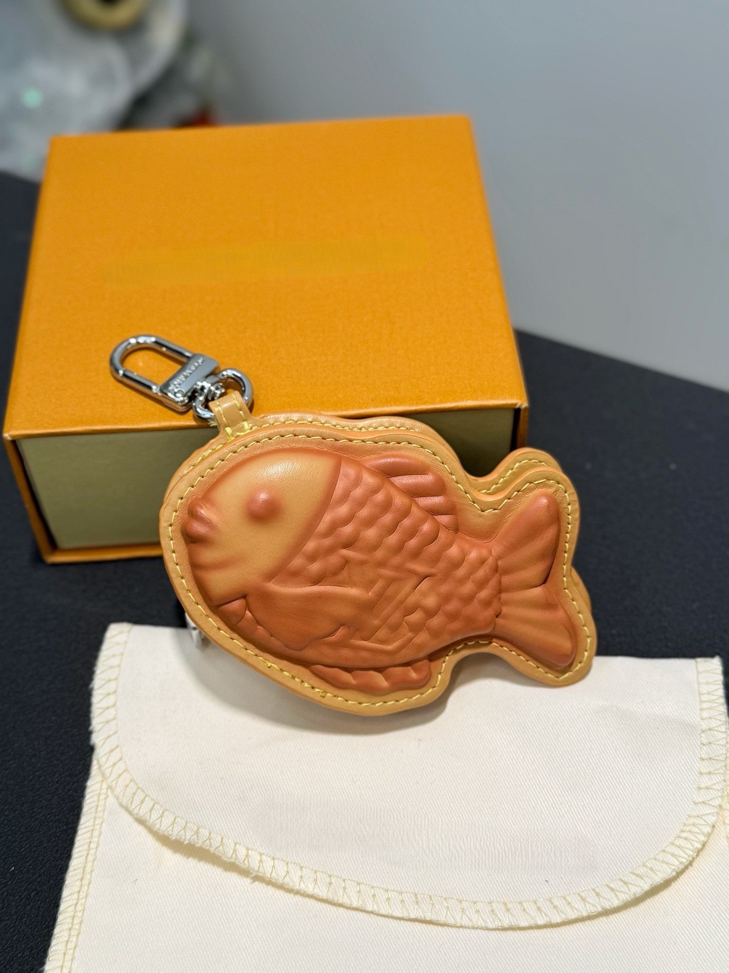 Taiyaki fish bag charm