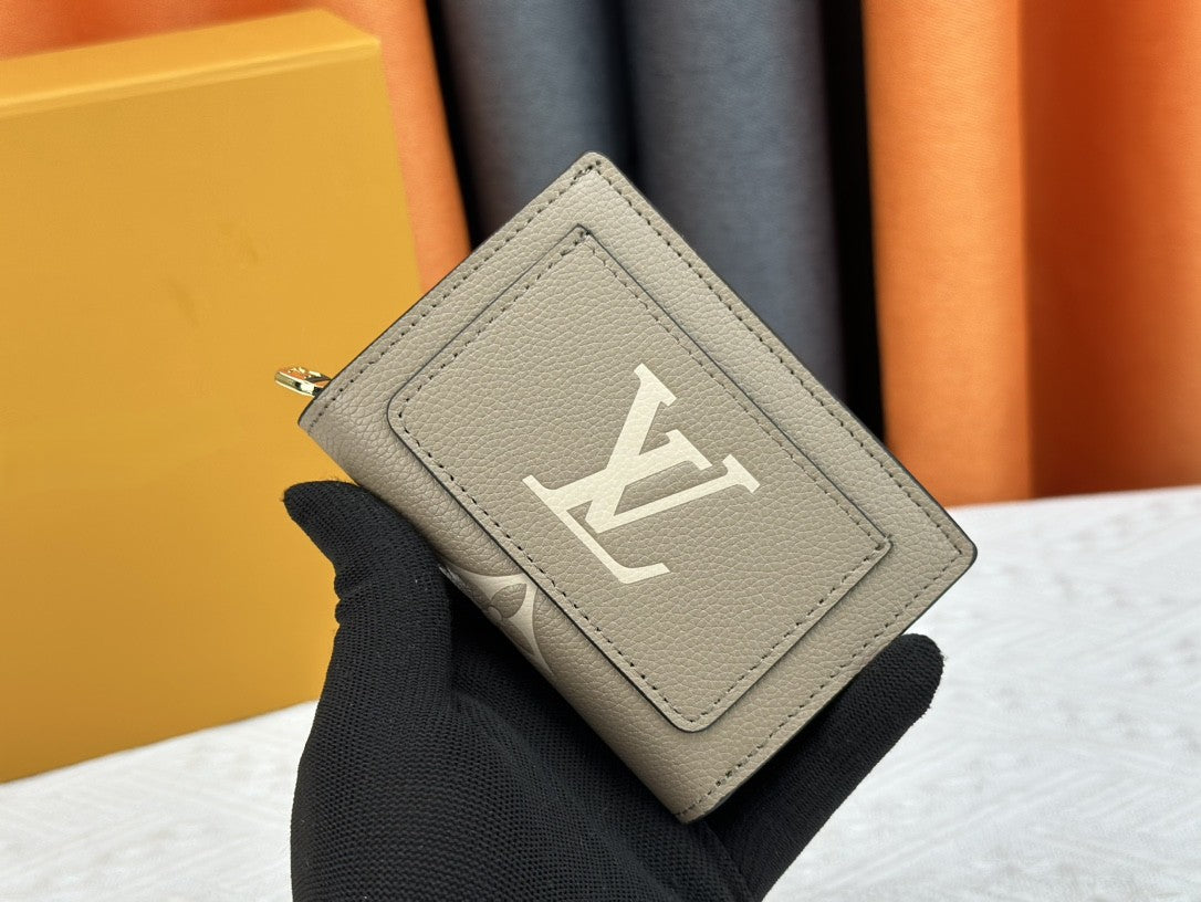 Cleaa Short Wallet