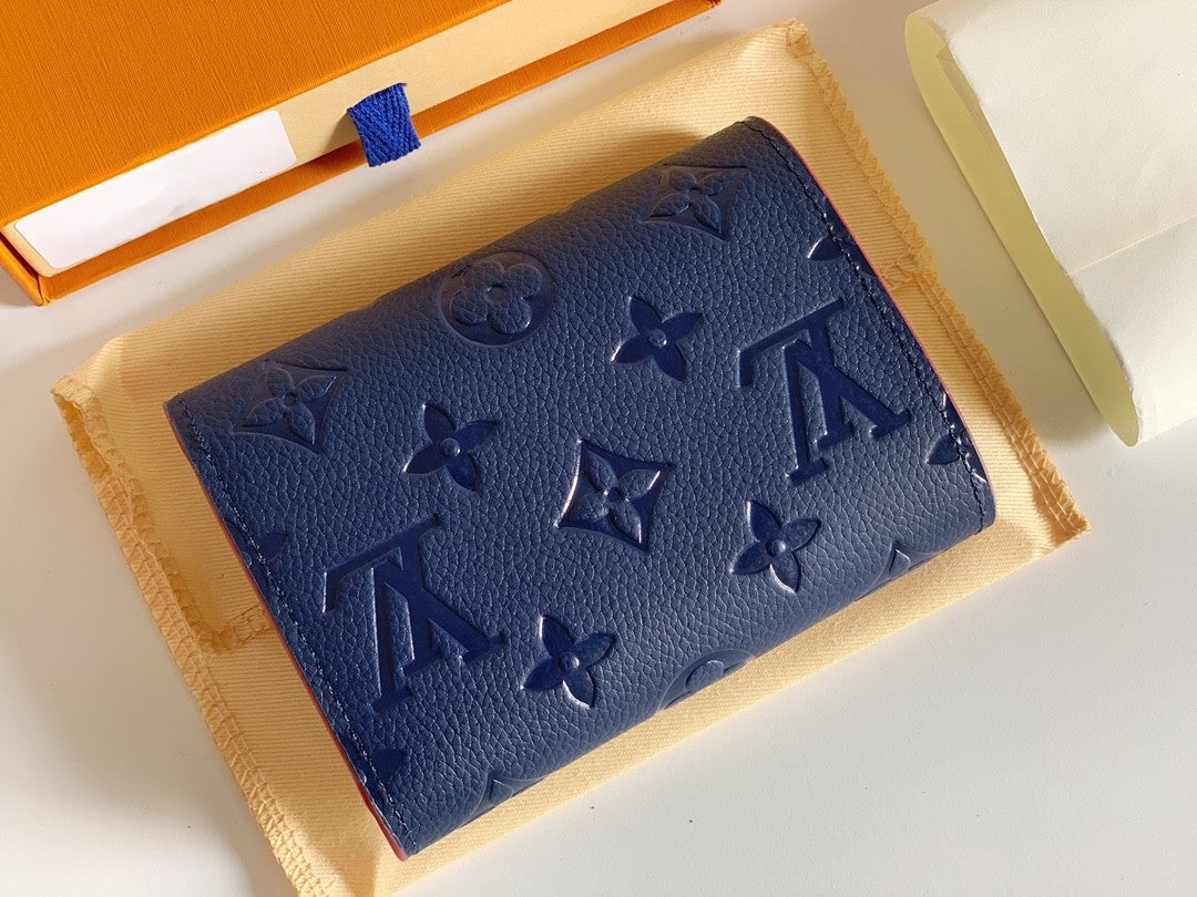 Lychee-patterned wallet