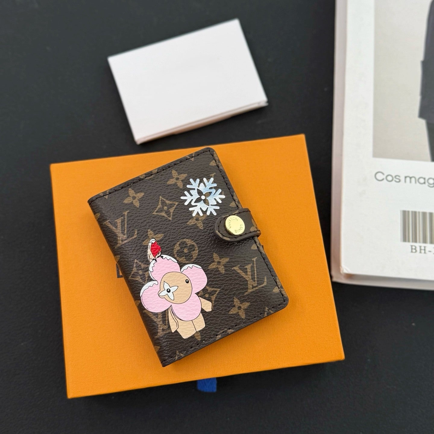 Oil-absorbing sheets make up(can be cards holder)