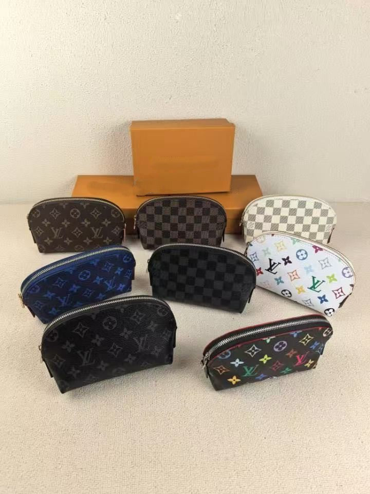 Makeup bag