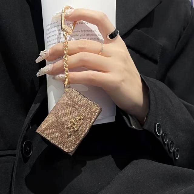 CC airpodscase