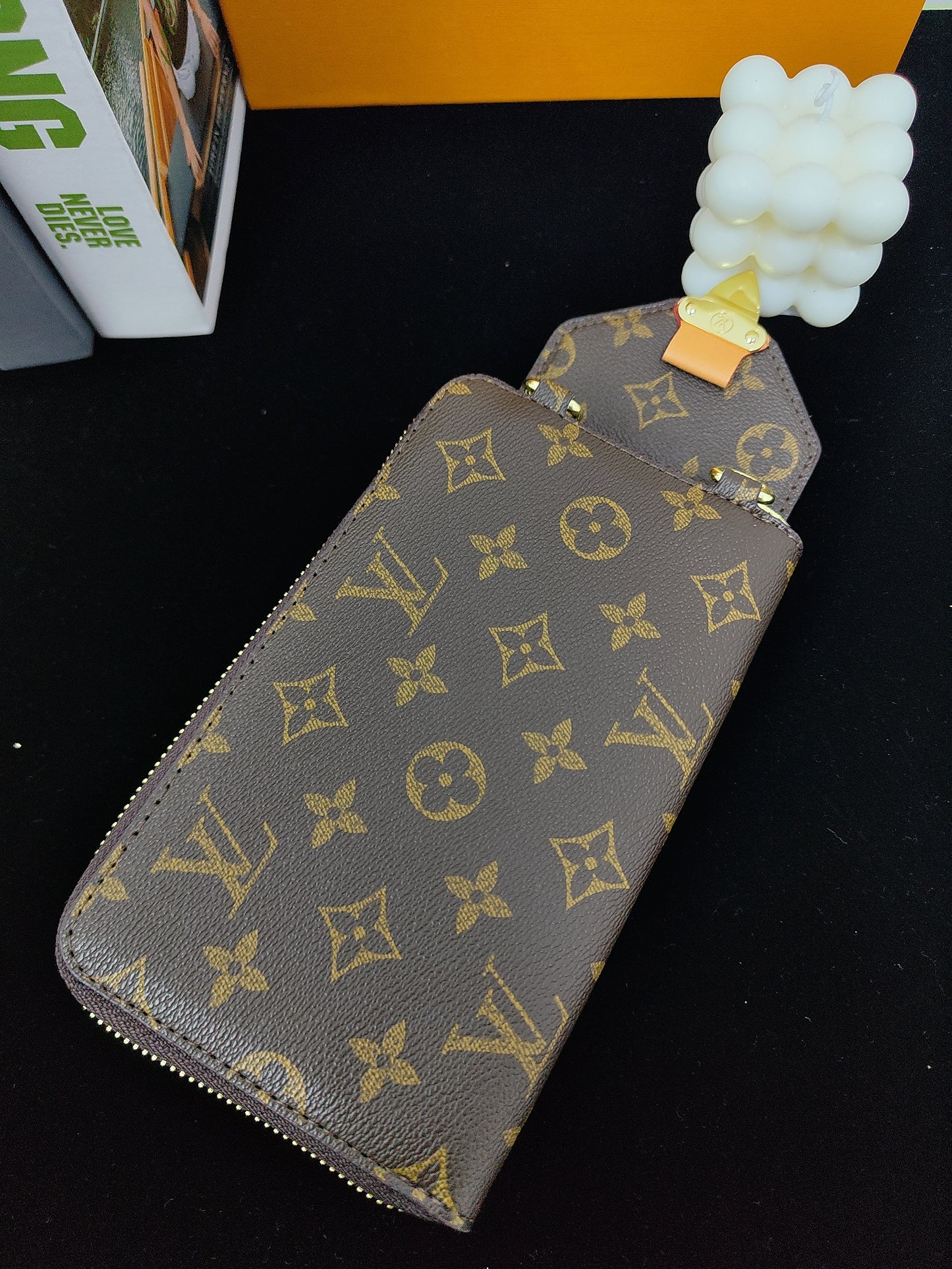 Phone wallet
