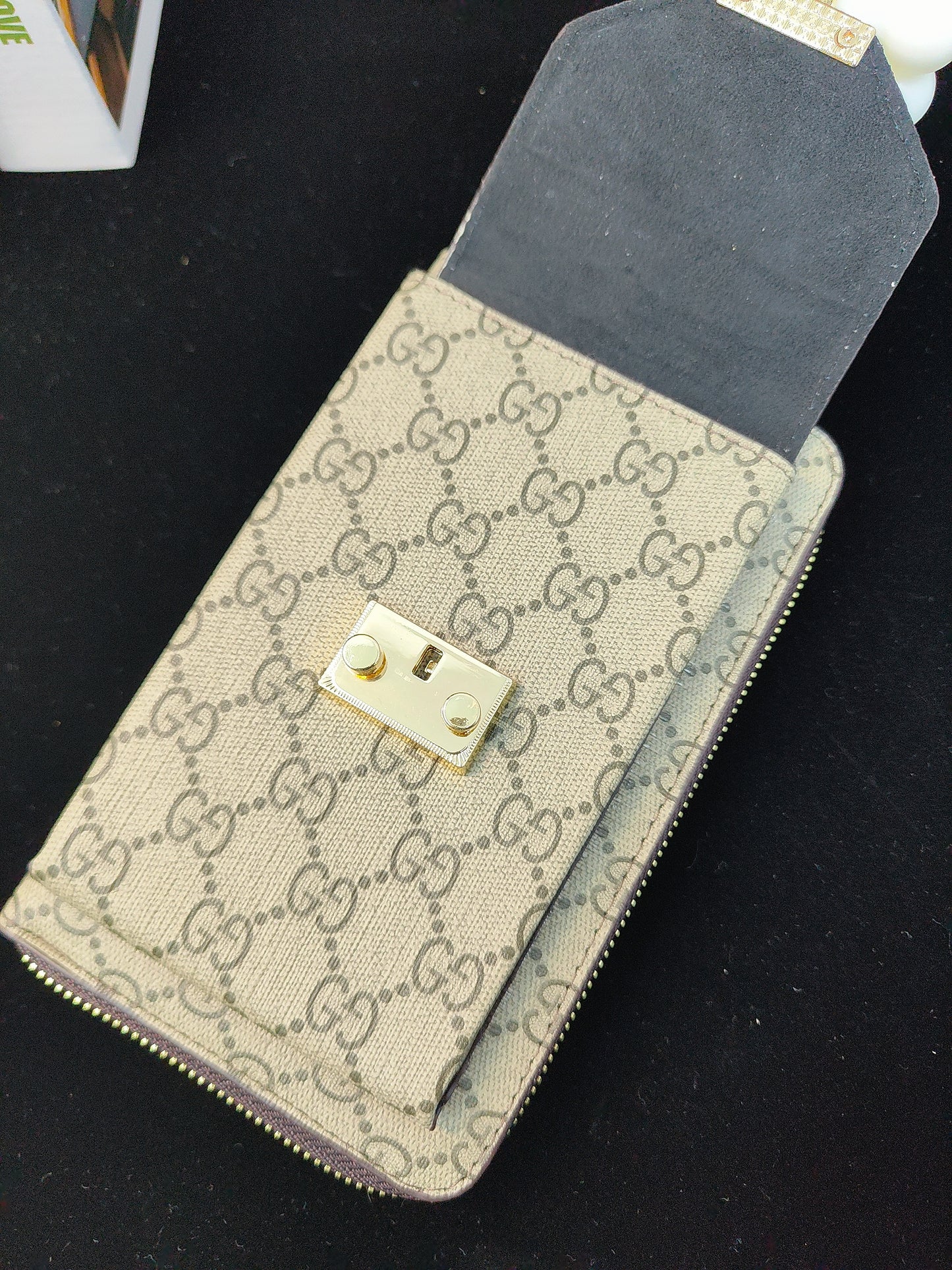 Phone wallet