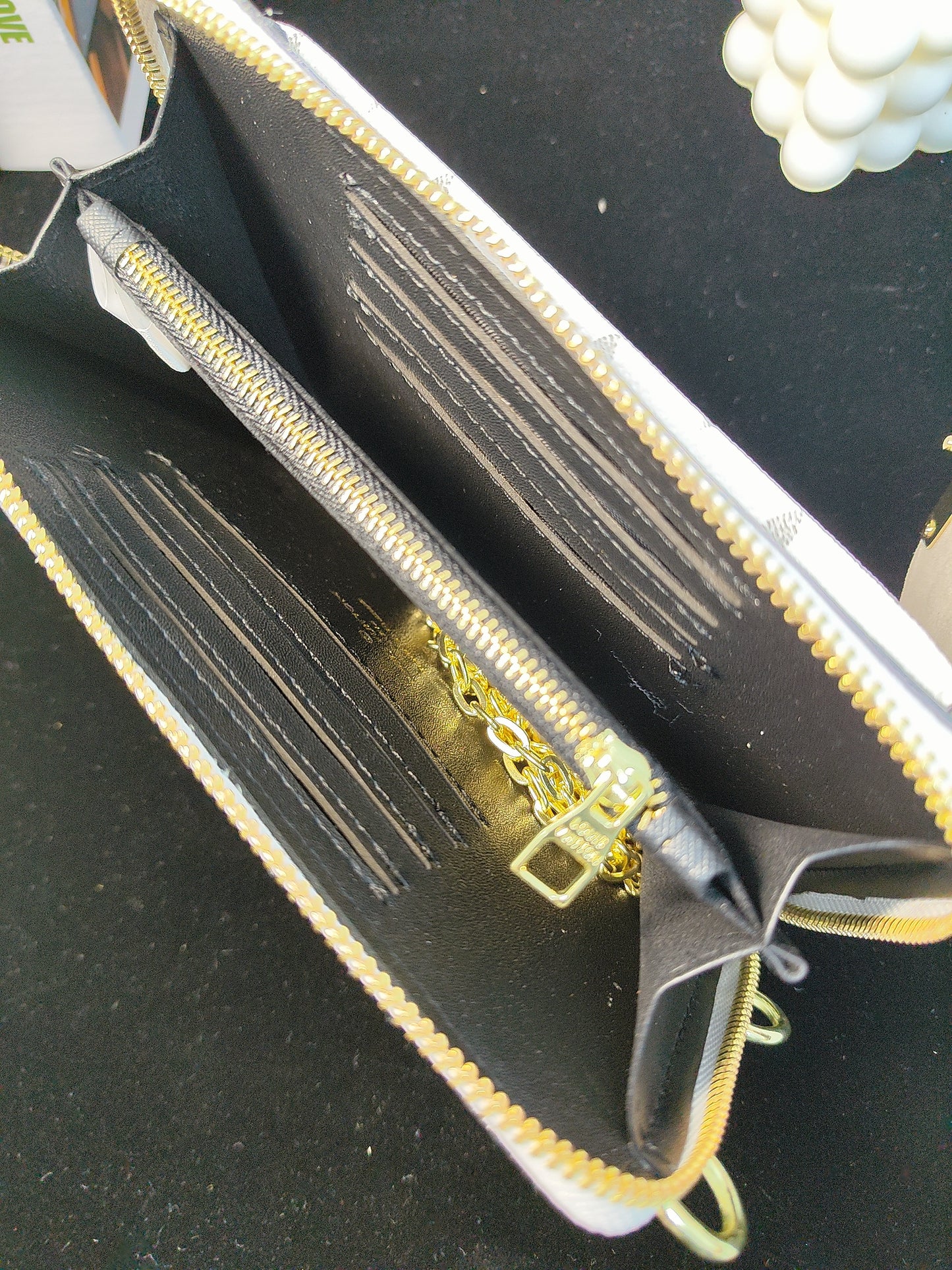 Phone wallet