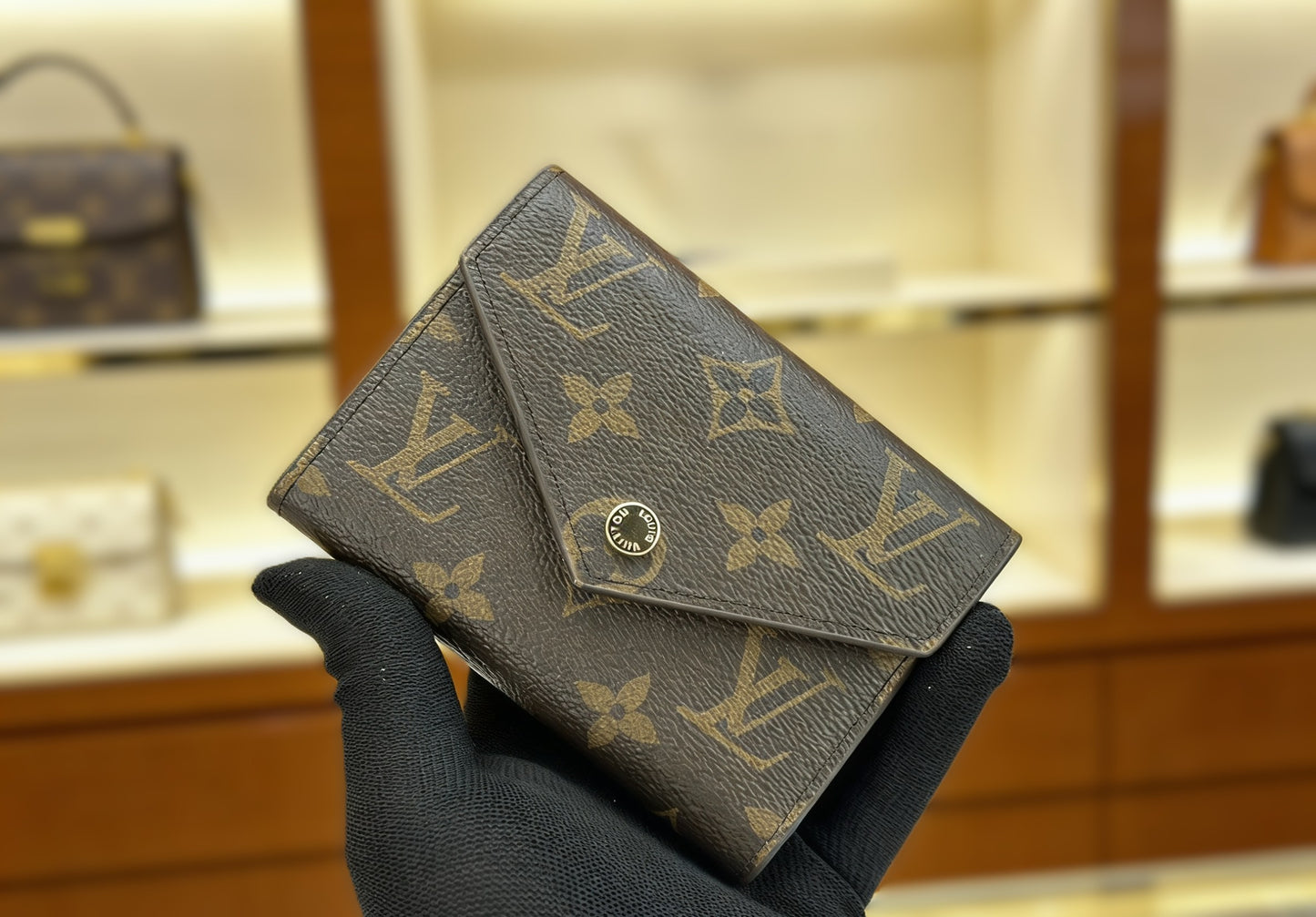 short wallet