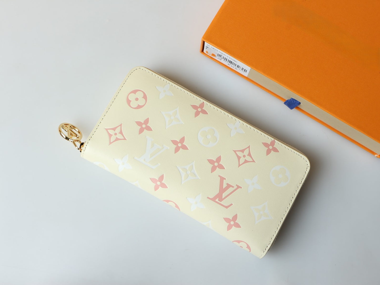 Zippy wallet