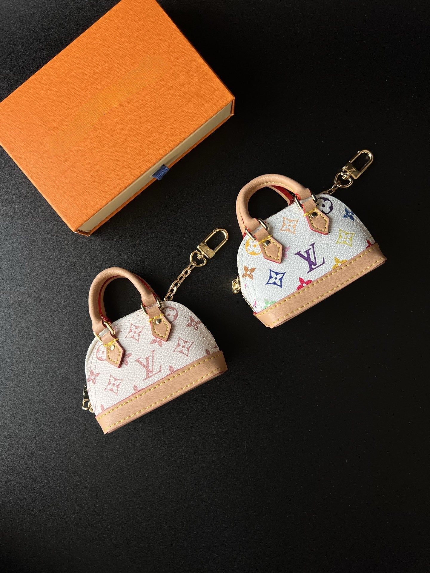 Mini shell bag charm