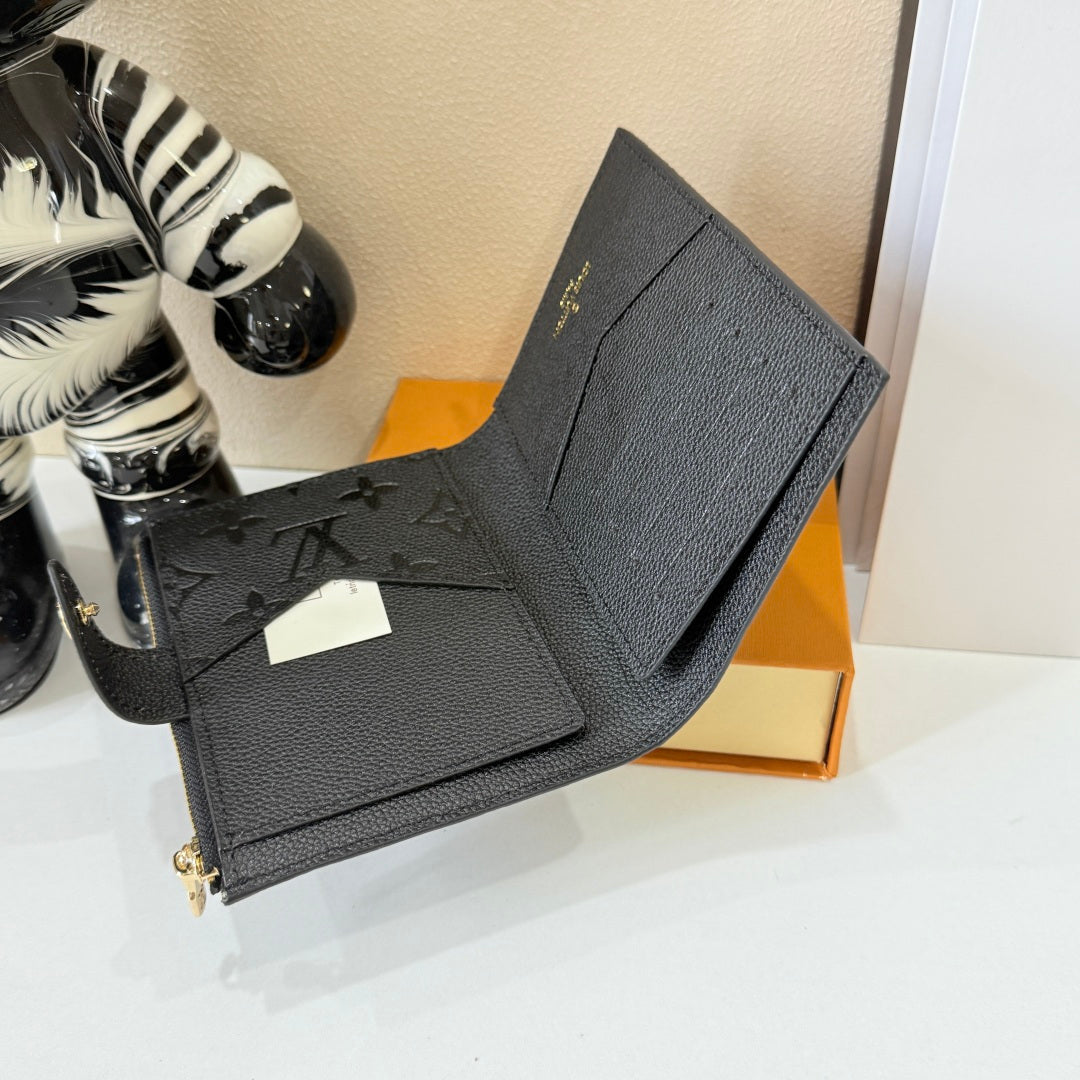 Clasp Passport Holder