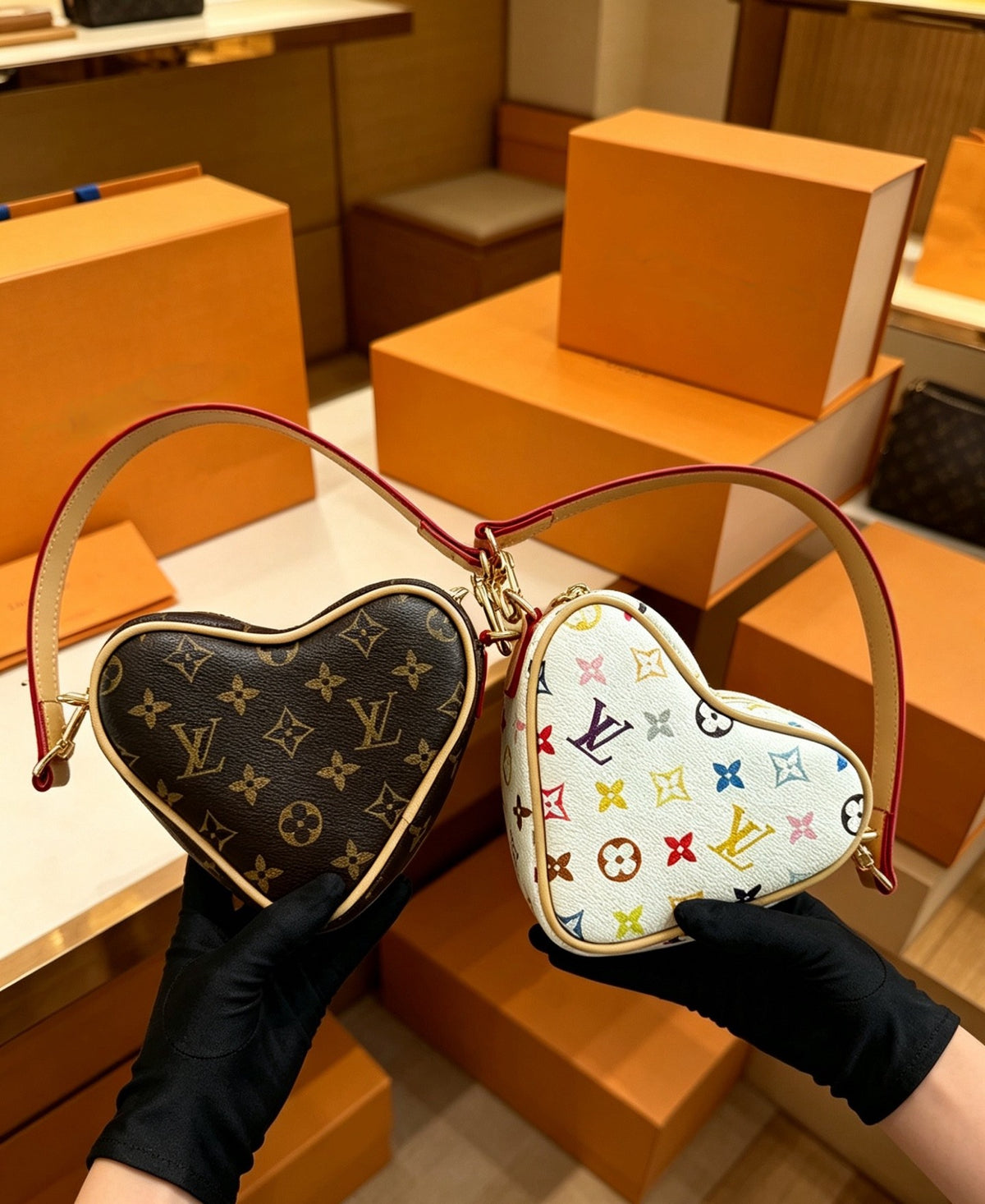 Heart shape mini bag