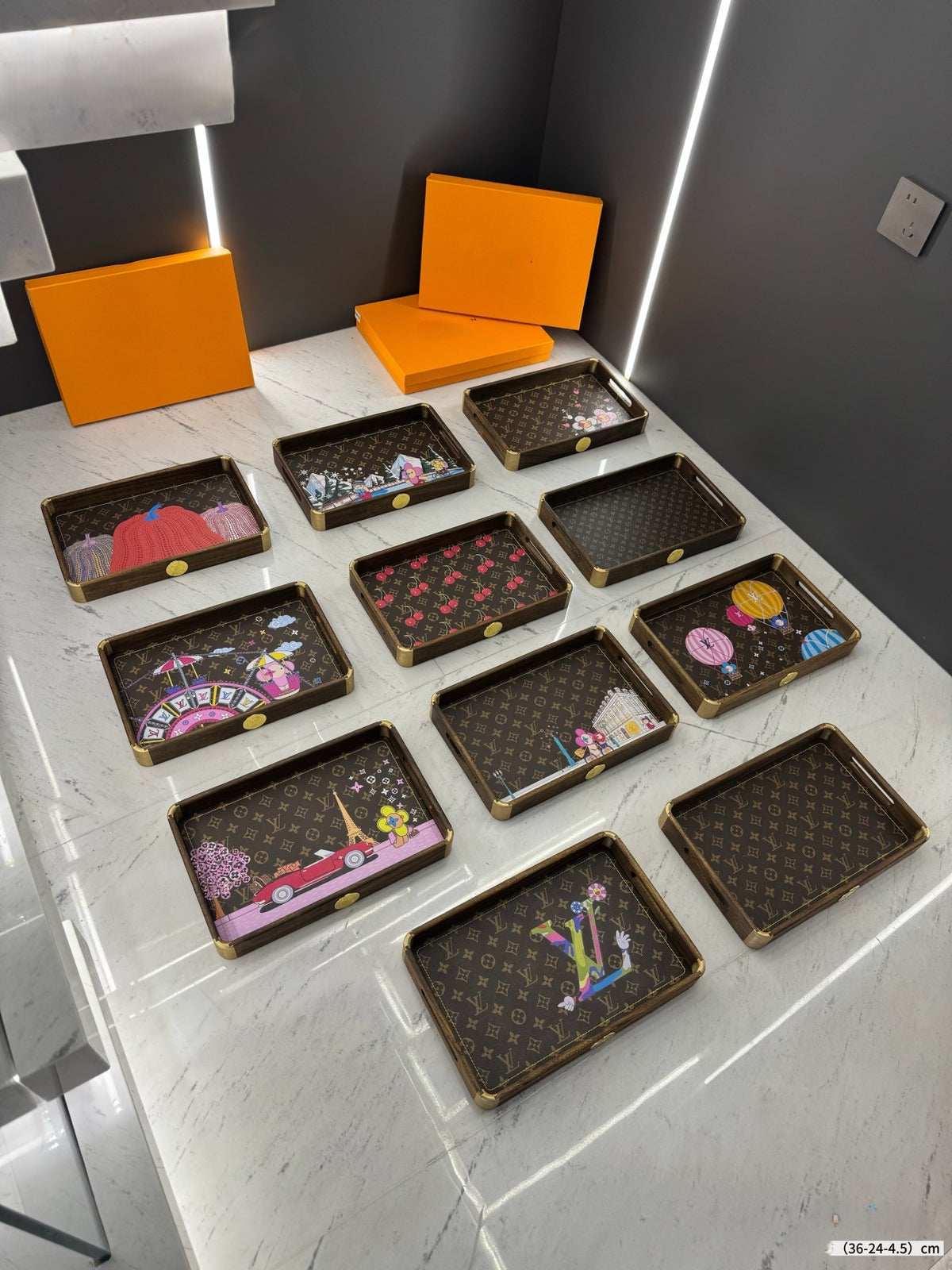 Tray