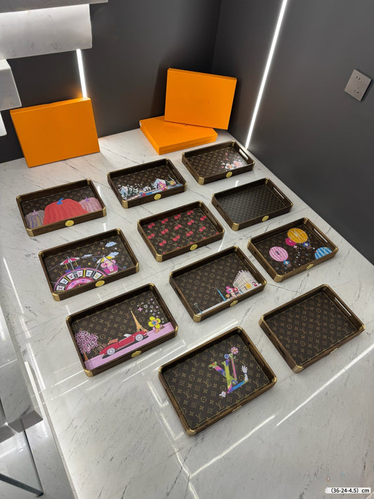 Tray