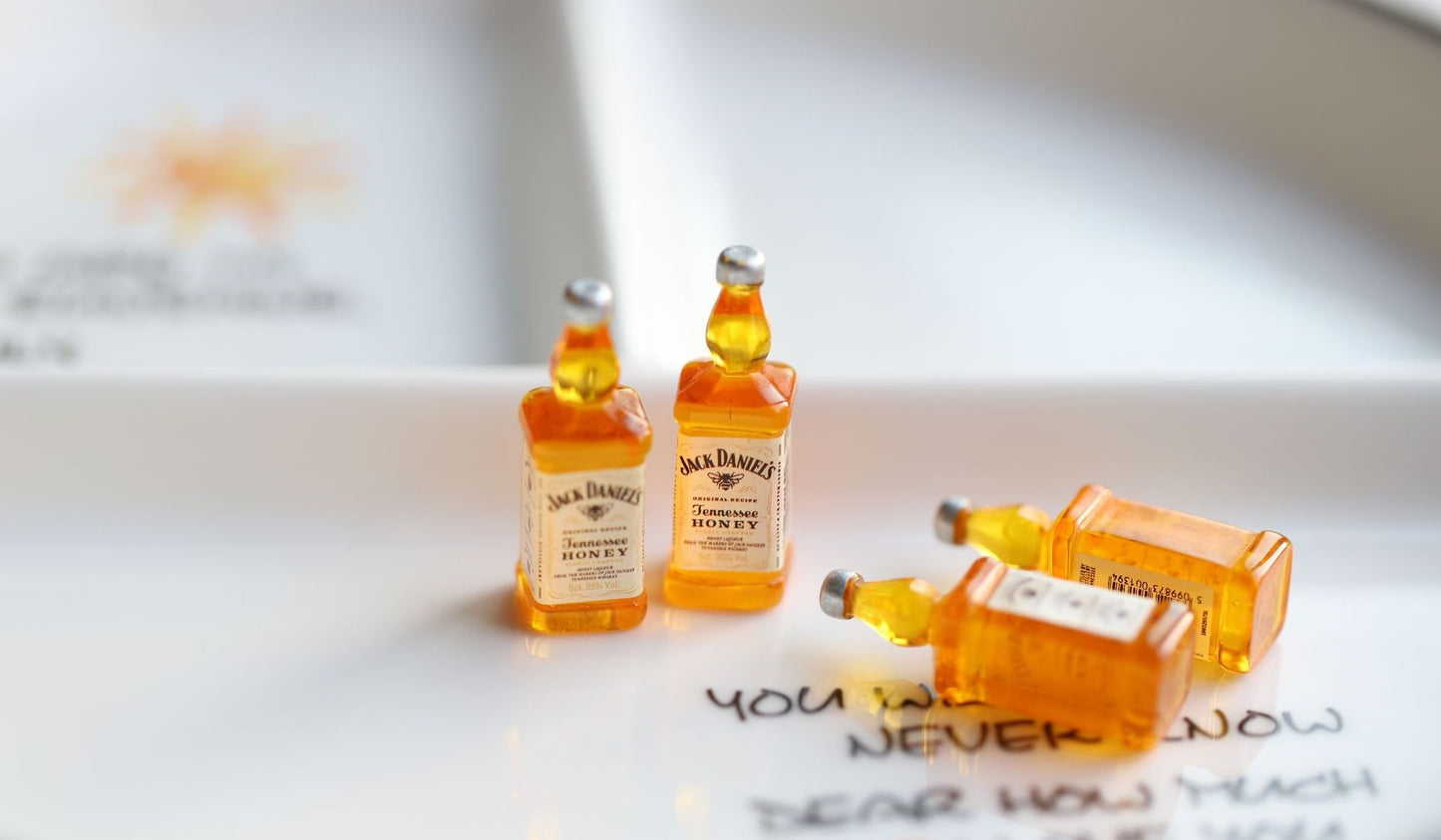 Mini Diy Simulation Wiskey Bottle Drinks Charms(CANT DRINK)