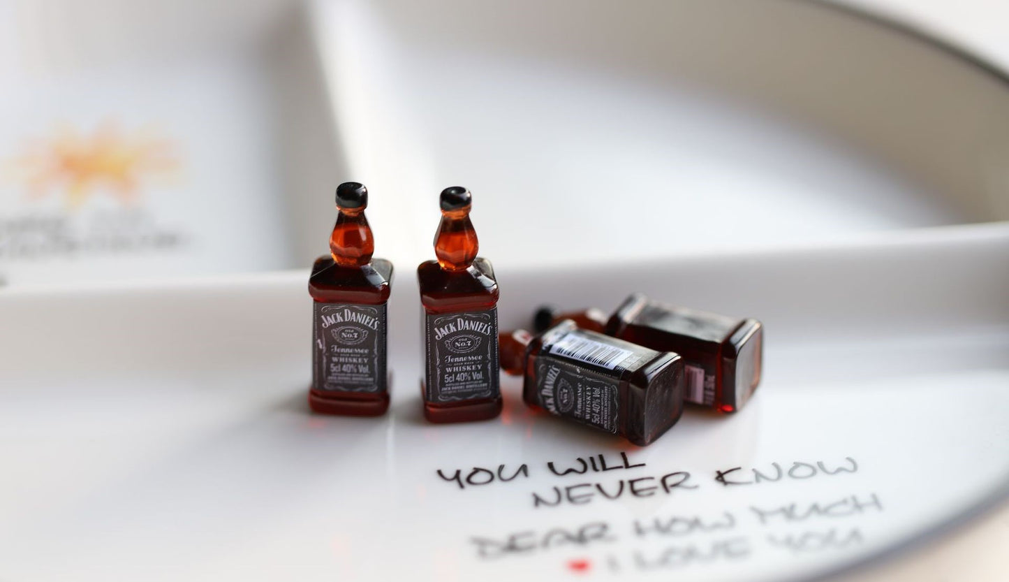 Mini Diy Simulation Wiskey Bottle Drinks Charms(CANT DRINK)