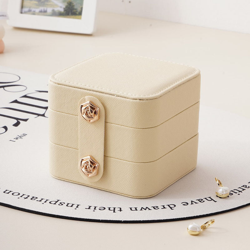 Mini portable three-layer jewelry storage box with large capacity for earrings, necklaces and rings, children’s jewelry box